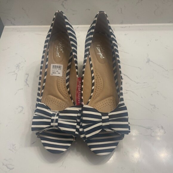 Cute, Black & White Striped Peep-toe Wedge - Picture 1 of 5